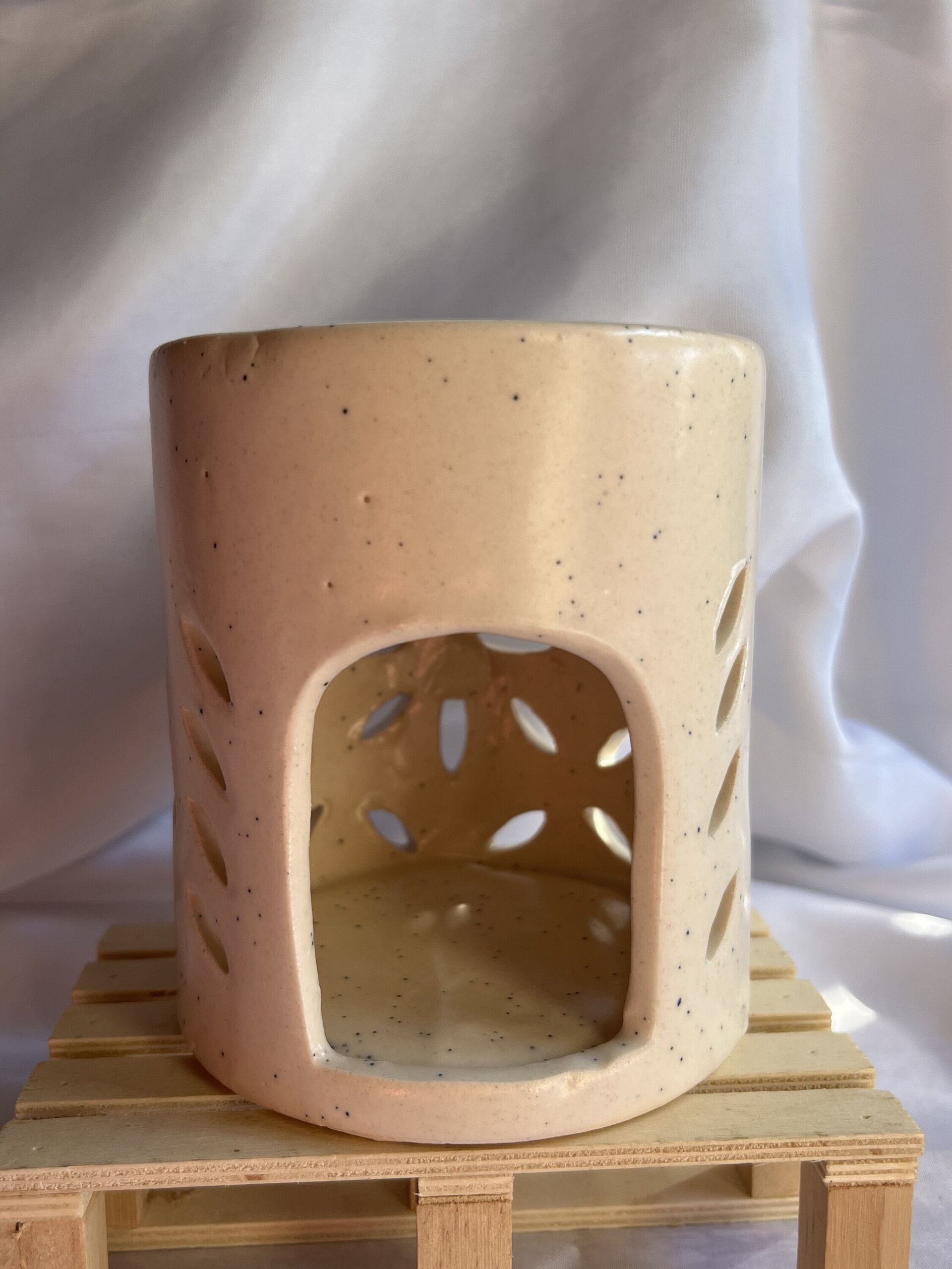 Quemador de Cerámica Luz Natural – Crea un ambiente lleno de calma y aroma - 2