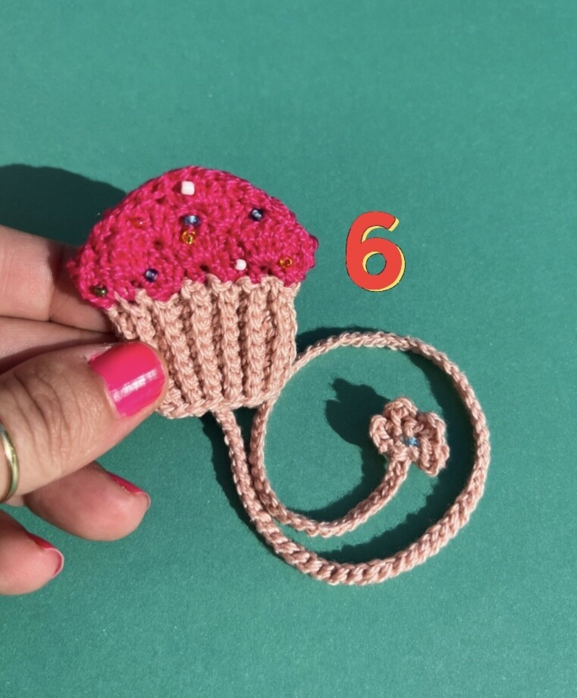 PUNTO DE LIBRO TEJIDO CUPCAKES VARIOS MODELOS - 6