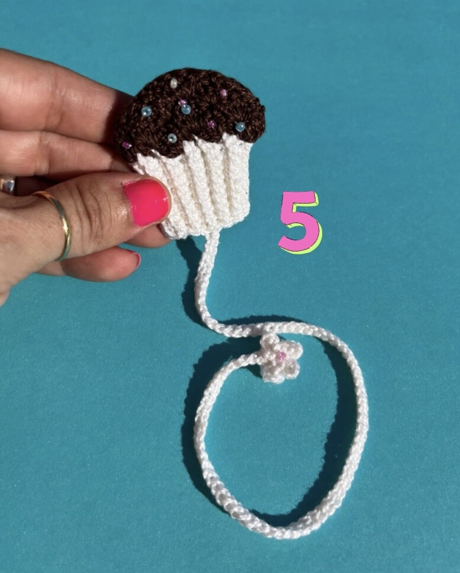 PUNTO DE LIBRO TEJIDO CUPCAKES VARIOS MODELOS - 5